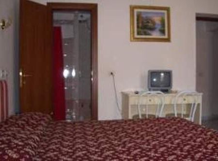 Hotel Euro Quiris Rom Exteriör bild